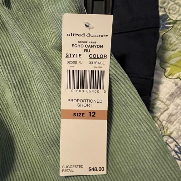Alfred Dunner Women’s Pants - Picture 3 of 3